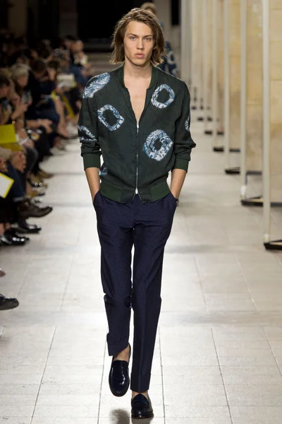 Look 41